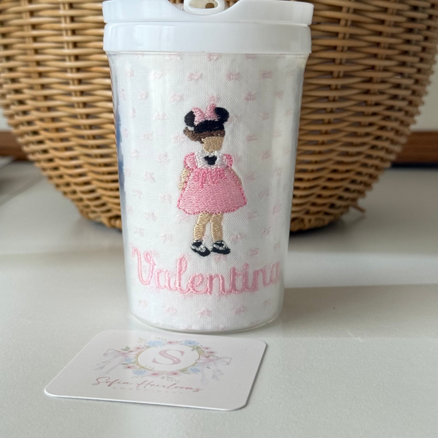 Embroidered straw cup| Pink swiss dot | Girl character straw cup